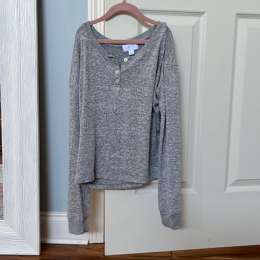 Gap XS grey sweater